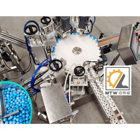 Machine de remplissage et de bouchage automatique de déodorant liquide anti-transpirant en flacon petit format MTW