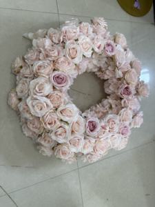 Centro de Mesa de Flores Artificiales Rosadas de 60 cm, Personalizable, de GreenLife Classics, para Decoración de Mesa de Boda o Banquete - Product Image 5