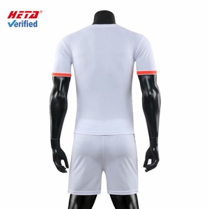 Camiseta de Fútbol Retro Barata, Personalizable con Diseños a Medida, Uniforme de Fútbol - Product Image 3