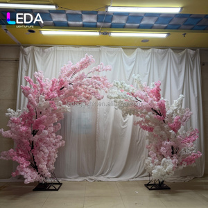 ซุ้มต้นซากุระประดิษฐ์ LEDA สีชมพูขาวผสม ฐานโลหะ สำหรับตกแต่งทางเข้างานแต่งงาน ฉากหลังงานอีเว้นท์และงานปาร์ตี้ - Product Image 1
