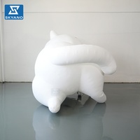 Modèle de chat blanc gonflable géant personnalisé pour la décoration extérieure d'événements sur toits et de paysages