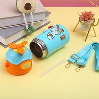 Bouteille d'eau vibrante pour enfants et étudiants avec sangle d'épaule en acier inoxydable – Gourde de sport pour l'extérieur