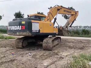 Excavadora Usada Hyundai R225LVS 225LVS 225-9T Hidráulica de 22 Toneladas, Equipo de Construcción con Motor Cummins QSB7 y Martillo Hidráulico, <span class=keywords><strong>A</strong></span>ño <span class=keywords><strong>2023</strong></span> - Product Image 4