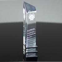 Trophée en cristal minimaliste en forme d'avion pour les récompenses d'aviation et de performance d'entreprise