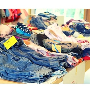 เสื้อผ้ามือสองคุณภาพดี แฟชั่นเสื้อผ้าใช้แล้วสำหรับผู้หญิงและผู้ชาย ผ้าฝ้าย ผ้าไหม แบรนด์ดัง วัสดุคุณภาพสูง พร้อมโลโก้ - Product Image 2