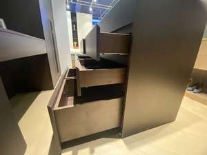 Commode de rangement moderne en <span class=keywords><strong>bois</strong></span> de chêne à 8 tiroirs avec quincaillerie en acier inoxydable, durable, pour chambre et hôpital - Product Image 5