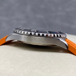 Montre de sport mécanique style plongeur avec affichage lumineux nocturne, conception étanche, idéale pour la natation et la plongée en extérieur, commandes OEM - Product Image 2