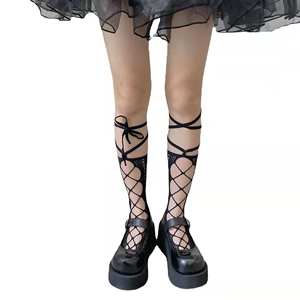 Toptan moda Hollow diz üstü çorap gotik dip uzun çorap Lolita Kawaii dantel siyah ve beyaz dantel örgü buzağı çorap - Product Image 6
