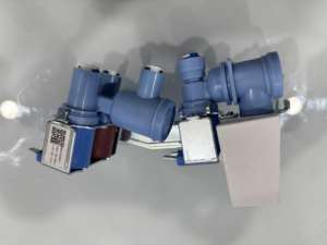 Vanne <span class=keywords><strong>d</strong></span>'<span class=keywords><strong>arrivée</strong></span> <span class=keywords><strong>d</strong></span>'<span class=keywords><strong>eau</strong></span> électrique neuve WR57X30890 pour réfrigérateurs et congélateurs WR57X26569/WR57X30891 – Pièces <span class=keywords><strong>d</strong></span>étachées pour réfrigérateurs - Product Image 4