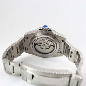 Concevez votre propre montre mécanique Seiko avec boîtier de plongée de 40 mm, verre saphir, mouvement automatique, pour homme, verte - Product Image 4