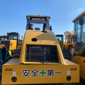 Rullo Compattatore Vibrante Monotamburo CAT CS-683E Efficiente, Motore Diesel/Benzina 129kW, Pompa Motore 332kN - Product Image 2