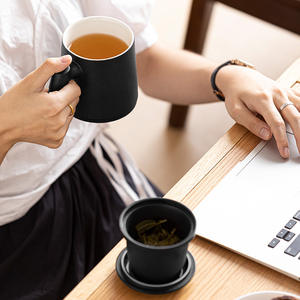 Tasse à thé filtre en céramique classique avec séparation de l'eau tasse de bureau portable cadeau en gros - Product Image 4