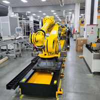 Rail linéaire au sol pour robot collaboratif à 7 axes