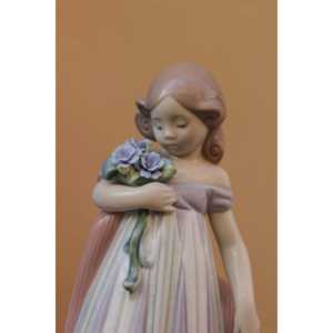 Figura de Porcelana Lladro, Decoración para el Hogar Novedosa y Creativa - Product Image 2