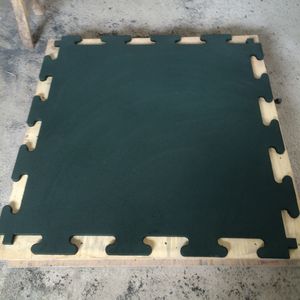 Tappetino in Gomma EPDM Ecologico per Parchi Giochi e Palestre, Piastrelle per Pavimenti Crossfit Antiurto e Atossiche - Product Image 4