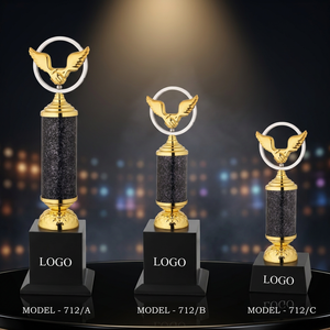 Trofeo Deportivo Portátil de Metal Fundido a Presión de Lujo con Grabado para Campeonatos Prestigiosos - Product Image 1