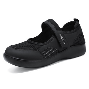 2025 Chaussures de mode coréennes pour femmes, à enfiler, à plateforme compensée, avec embout en acier, légères, respirantes, style pieds nus, pour l'extérieur, Automne Printemps - Product Image 2