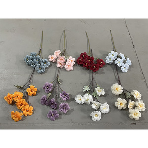 ดอกกุหลาบผ้าไหมจำลอง 6 หัว สำหรับจัดตกแต่งงานแต่งงานและบ้าน - Product Image 2