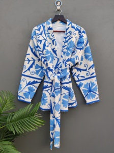 100% mejor calidad clásico elegante estilo bohemio Suzani bordado a mano Kimono bata Floral bordado Blazer para invierno algodón - Product Image 3