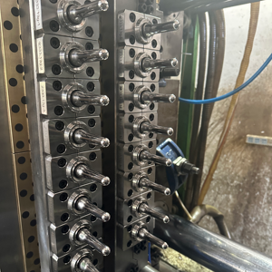 مشروب وزيت ماء مصنوع من قوالب عالية الأداء عرض رائع - Product Image 4