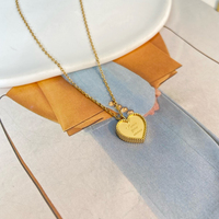 Collier en acier inoxydable multicouche plaqué or avec lettre carrée, pendentif en forme de cœur, cadeau de saint-valentin, collier de Couple, bijoux