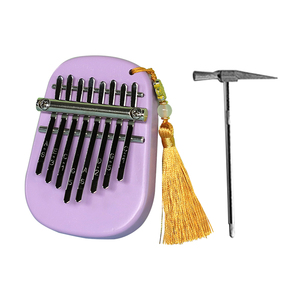 Kalimba compacte à 8 touches en bois, mini piano à pouce avec marteau de réglage, piano rétro pour doigts, cadeau exquis pour les enfants débutants - Product Image 2