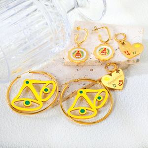 ต่างหูห่วงสแตนเลสชุบทอง 18K รูปต้นคริสต์มาสประดับจี้รูปถุงเท้า ขายส่ง ปี 2024 สำหรับผู้หญิง - Product Image 2