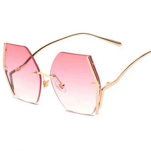 Gafas de Sol Personalizadas con Logotipo, Montura Metálica Grande, Sin Marco, Modernas y a la Moda para Mujer - Product Image 4