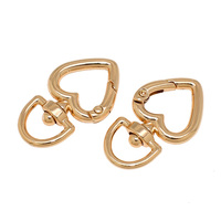 Vente en gros usine : Breloques cœur style Ins, accessoires mousqueton pour porte-clés, mousqueton pivotant, porte-clés de petite taille, fermoir à ressort métallique