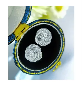 Bijoux en or 18 carats pour la fête des mères, vente en gros, boucles d'oreilles gravées prêtes à être expédiées, commande en gros, boîte cadeau gratuite, livraison express Fedex depuis la Chine - Product Image 1