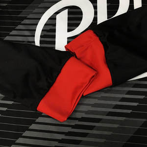 Camiseta de Fútbol Personalizada Premium de Secado Rápido y Transpirable, Cuello en V, Diseño de Impresión por Sublimación, Alta Calidad, Unisex - Product Image 4