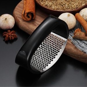 Presse-ail à bascule en acier inoxydable avec poignée ergonomique, râpe de cuisine facile à nettoyer, outil de cuisson multifonction - Product Image 4