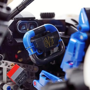 EN STOCK T5052 Jouets DIY pour garçons, coffret cadeau <span class=keywords><strong>de</strong></span> Noël, MOC Voiture <span class=keywords><strong>de</strong></span> sport technique Devels Sixteen V16, blocs <span class=keywords><strong>de</strong></span> construction, briques, modèle 42143 - Product Image 4