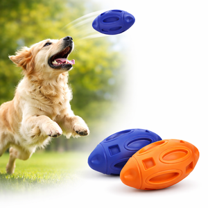 <span class=keywords><strong>Jouet</strong></span> à mâcher pour <span class=keywords><strong>chien</strong></span> en caoutchouc durable et écologique, en forme de ballon de rugby, avec design de ballon de football, <span class=keywords><strong>résistant</strong></span> aux morsures - Product Image 1