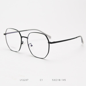 Tinh khiết Titanium kính khung phụ nữ cổ điển Vòng cận thị quang học theo toa kính khung người đàn ông 2024 New <span class=keywords><strong>Titan</strong></span> Eyewear spect - Product Image 6