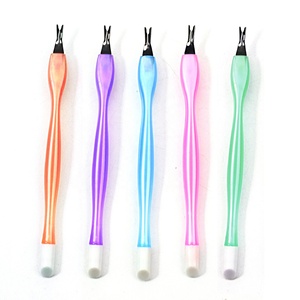 100 unidades <span class=keywords><strong>de</strong></span> herramienta <span class=keywords><strong>de</strong></span> arte <span class=keywords><strong>de</strong></span> uñas <span class=keywords><strong>de</strong></span> doble punta con mango <span class=keywords><strong>de</strong></span> plástico y punta <span class=keywords><strong>de</strong></span> goma dura, empujador y <span class=keywords><strong>limpiador</strong></span> <span class=keywords><strong>de</strong></span> cutículas - Product Image 1