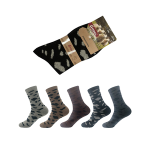 Design moderno spesso metà taglio leopardo calzini per le donne personalizzabili modello caldo carino fantasia per il commercio all'ingrosso - Product Image 1