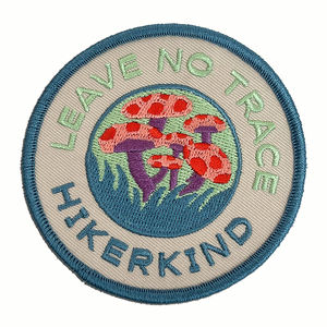 도매 맞춤형 자수 직조 패치, 하트 & 꽃 디자인, 친환경 원단, 의류, 모자 및 가방용 - Product Image 1