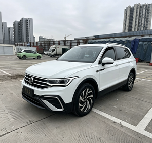 <span class=keywords><strong>Volkswagen</strong></span> <span class=keywords><strong>Tiguan</strong></span> L 1.5T Automatica Usata 2023 con Sedili in Pelle, Tetto Panoramico, Fari a LED, Guida Spaziosa e Confortevole - Product Image 1