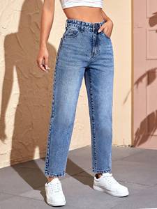 Jeans da Donna a Gamba Dritta, Vita Alta, con Bottoni, in Denim Stonewashed, Lunghezza Intera, Vestibilità Regolare, Stile Urbano Chic e Semplice, Ideali per la Primavera - Product Image 3