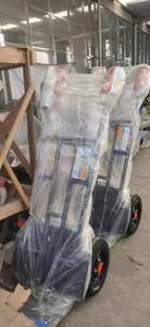 600 किलोग्राम क्षमता वाली बैटरी के साथ इलेक्ट्रिक हैंड ट्रक, जो स्टील प्लेटफॉर्म को ले जाने वाली सामग्री के लिए चलती स्टील प्लेटफॉर्म - Product Image 3