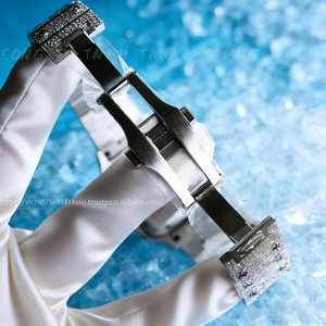 Montre de luxe haut de gamme de style professionnel avec diamants Moissanite |   Choix idéal pour les groupes haut de gamme et les occasions professionnelles - Product Image 5