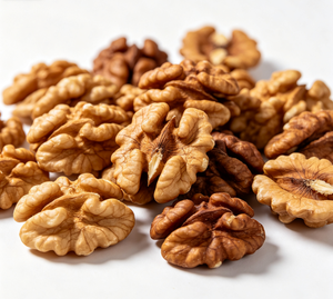 Nueces Secas de Nueva Cosecha con Cáscara, Cáscara Delgada, Grano Redondo, Sin Gusano, Venta al por Mayor a Granel - Product Image 1