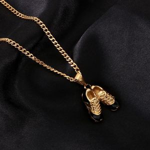 Collier <span class=keywords><strong>de</strong></span> sport vintage pour homme, mini sneaker, acier inoxydable plaqué or 18 carats, pendentif cool <span class=keywords><strong>de</strong></span> football, collier <span class=keywords><strong>de</strong></span> <span class=keywords><strong>course</strong></span> <span class=keywords><strong>à</strong></span> <span class=keywords><strong>pied</strong></span> - Product Image 4