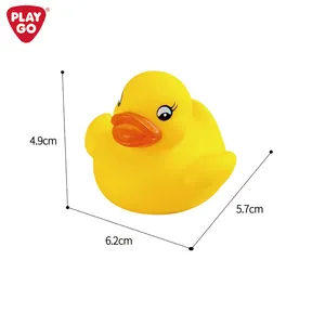 Playgo Banho Rainbow Duckie Conjunto de mini pato de banho de borracha colorido para crianças