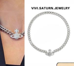 Collar Magnético de Planeta Versión Alta Gama Queen Mother con Cadena Gruesa de Diamantes para Hombres y Mujeres, Estilo Europeo Americano de Moda - Product Image 2