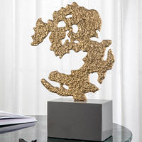 Décorations d'entrée d'hôtel en marbre haut de gamme sur mesure, design moderne, sculpture de corail en laiton doré de luxe, fleurs estampillées et polies pour