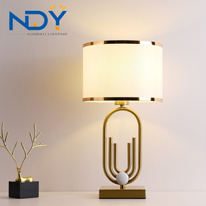 Nueva lámpara de mesa, lámpara de noche para dormitorio, luz nórdica, dormitorio moderno de lujo, sala de estar, estudio, decoración cálida romántica, lámpara de escritorio - Product Image 2
