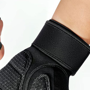 Gants de fitness demi-doigts pour hommes, nouvelle collection, haute qualité, légers, respirants, en polyester, pour la musculation et l'entraînement en salle de sport - Product Image 5