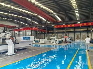 Máy khoan phay cửa sổ CNC bằng nhôm <span class=keywords><strong>4</strong></span> trục, máy khoan phay cửa sổ cửa ra vào CNC 3000mm, kho chứa 6 dụng cụ - Product Image 2